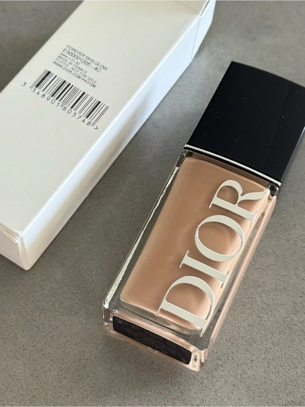 4C Dior Forever Skin Glow Foundation